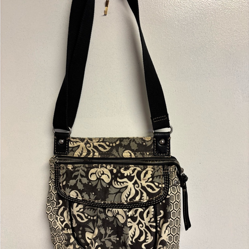 Fossil cross body….lots of pockets